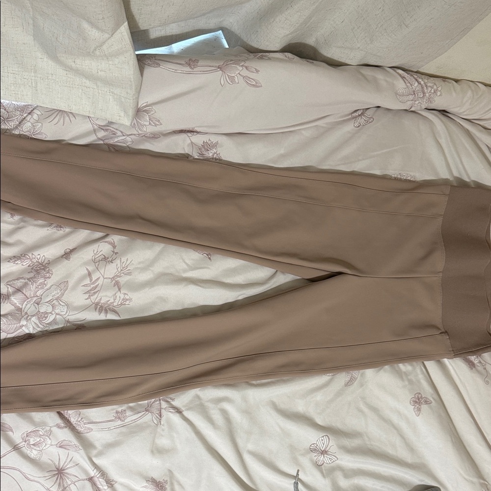 Zara Stylish Tan Leggings
